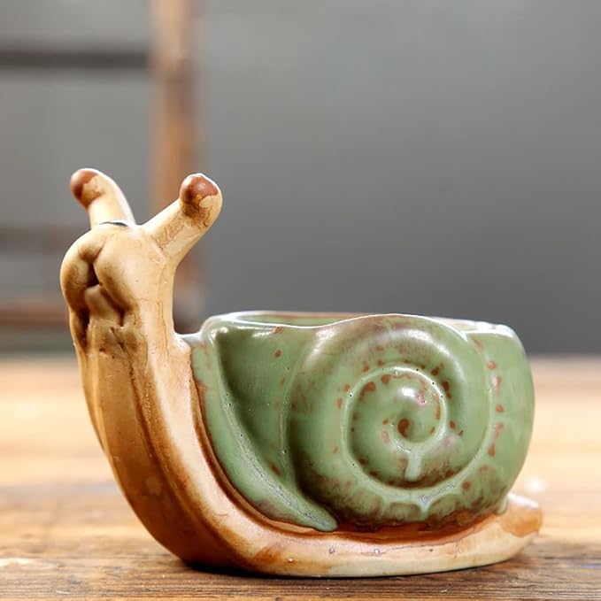 DIYOMR Small Ceramic Planter Pot, 4.3" Vintage Bronze Animal Planters Ceramic Flowerpot Succulent Pots Cactus Pot for Office Home Desktop Decor - Plants Not Included (Snail Pot)