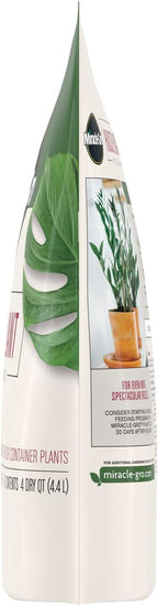 Miracle-Gro Houseplant Potting Mix - Fertilized Soil, Designed to be Less Prone to Gnats, 4 qt. (2-Pack)