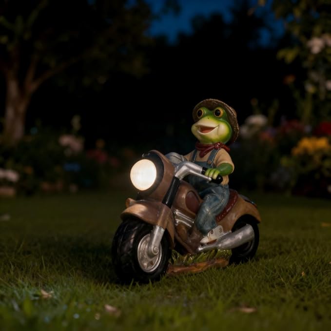 Solar Frog Motorcycle Statue Light - Outdoor Garden Decor Resin Frog Figurine Riding Vintage Ornament for Patio Yard Lawn Pathway - Funny Birthday Housewarming Gift for Mom Dad Grandmother Friends