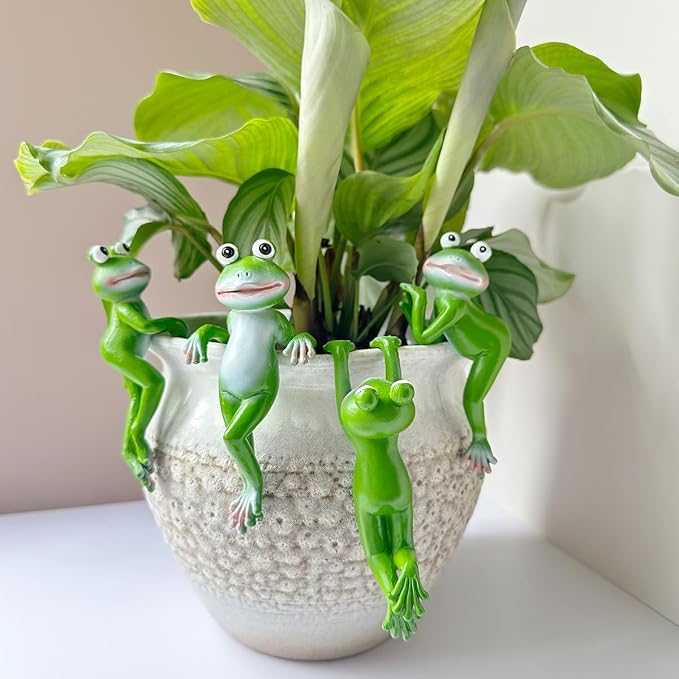 Cute Climbing Frog Figurines Flower Pot Hugger Resin Hanging Frog Sculpture Outdoor Statue Plant Pot Decorations for Home Garden Fence Balcony Patio Lawn Yard Ornaments (Back)
