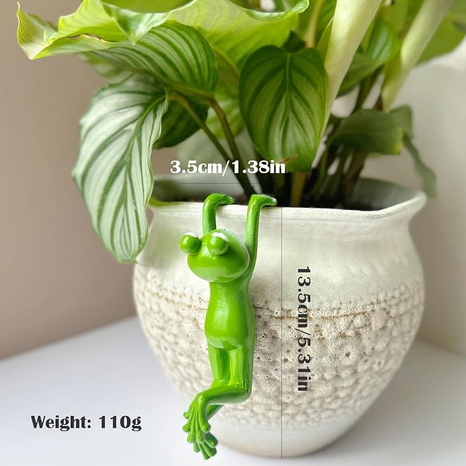 Cute Climbing Frog Figurines Flower Pot Hugger Resin Hanging Frog Sculpture Outdoor Statue Plant Pot Decorations for Home Garden Fence Balcony Patio Lawn Yard Ornaments (Front)