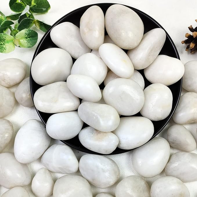 YISZM 2lbs White River Rocks, 1-2 Inch Natural Pebbles for Indoor Plants, High Polished Decorative Stones Vase Filler Fish Tank Aquariums Landscaping Garden Outdoor and Indoor DIY