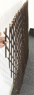 Expandable Garden Trellis Plant Support Willow Lattice Fence Panel for Climbing Plants Vine Ivy Rose Cucumbers Clematis