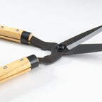 Wazakura Premium Mini Grass Shears - Handmade Japanese Grass Clippers - Precision Garden Tool with Angled Blades - Lightweight Handheld Shears for Lawn Edging and Trimming