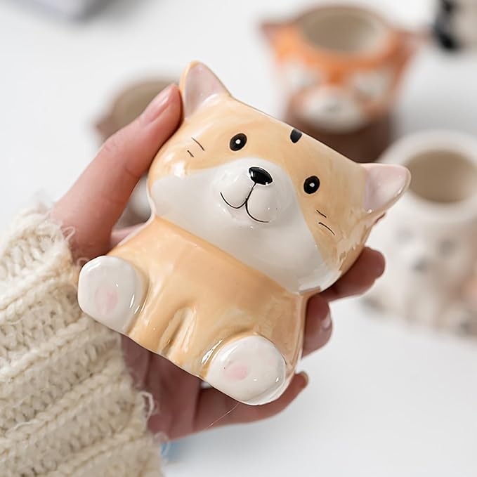 DIYOMR Cute Animals Planter, Mini Ceramic Cartoon Animal Shaped Succulent Flower Pot Indoor Air Plants Holder, Smooth Shiny Decorative Flower Cactus Planter - Plants Not Included (Groundhog)