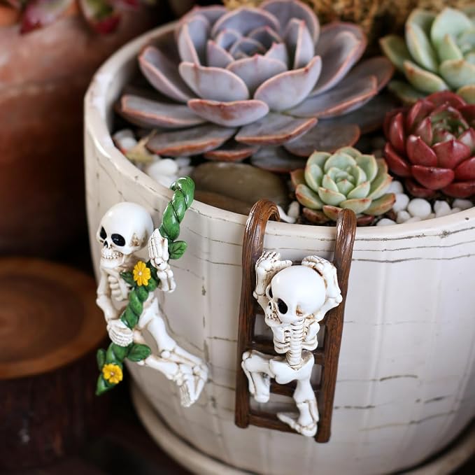 2-piece set Skeleton Pot Huggers for Planters, Climbing Animal Flower Pot Hugger, Hanging Plant Decorations for Pots, Cute Plant Pot Decorations for Home Garden Patio Fence Lawn Yard (Stairs Skeleton)