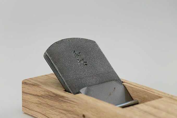 Wazakura Japanese Hand Plane (Kanna) Botan Oak for Smoothing, Woodworking Tool, Made in Japan (42mm)