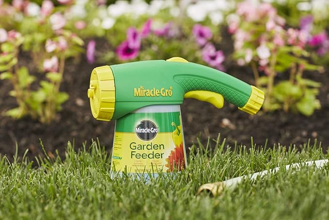 Miracle-Gro Garden Feeder with Water Soluble All Purpose Plant Food - Plant Fertilizer, Hose-end Feeder for Outdoors, 1 lb. (2-Pack)