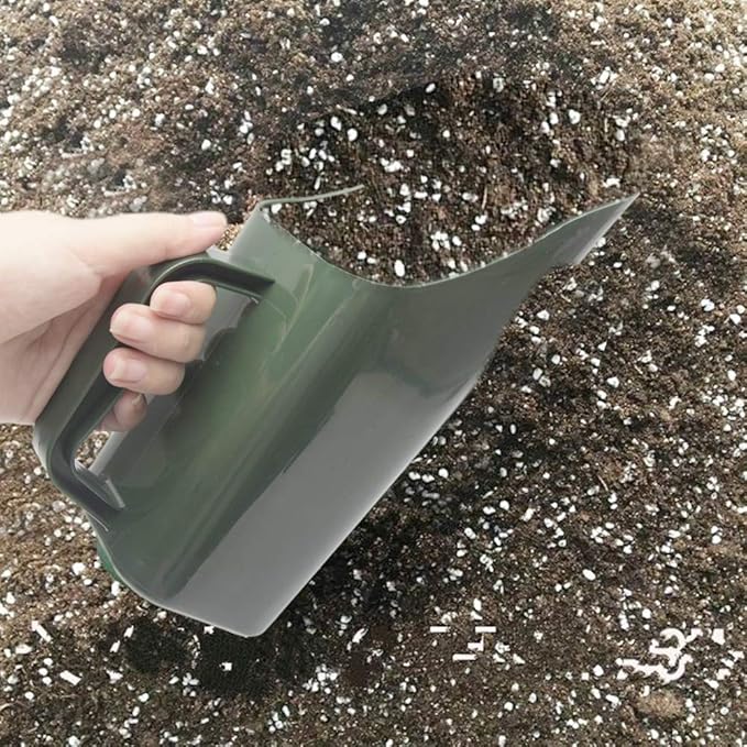Garden Plastic Shovel, Garden Tool Bucket Shovel, Cultivation Bucket Scoop Sieve Multi Function Spoon Rush Potted Plant Wear Resistant Digging Tool for Flower Vegetable, Plants Care(Color:Green)