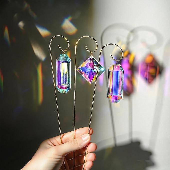 Kanpura 7 Pieces Crystal Prisms Suncatchers with 13.7 ’’ Small Trellis for Mini Potted Plants Garden Accessories Indoor Fairy Plant Suncatchers Gift for Plant Lovers (AB)