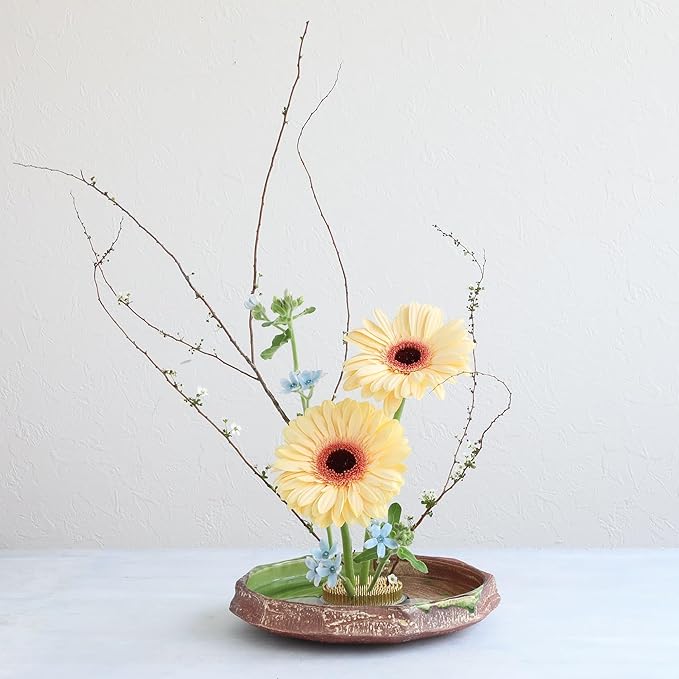Wazakura Minoyaki Series Round Ikebana Flower Vase Made in Japan, Arrangement Pottery Supplies - Lily Pad