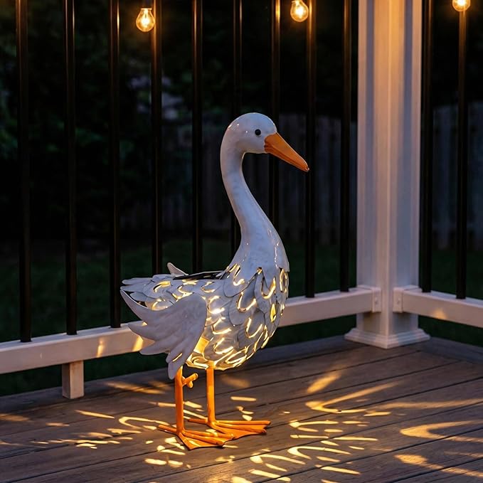 Lavezee Porch Goose Statue Lawn Goose Outdoor, Metal Garden Goose with Solar Light for Lawn Yard Backyard, Front Porch Goose for Garden Decoration