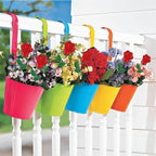 YEAHOME Valentines Day Decorations Outdoor, Set of 6 Rose Metal Flowers Decorative Garden Stakes for Valentines Day Decor, Lovely Yard Stakes for Home Lawn Pot Flowerbed Wedding Anniversary