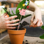 5pcs Metal Decoration Garden Decor, Watering Can Shape Plant Stakes, Stakes for Indoor and Outdoor, for Potted Plants, Greenhouse or Patio