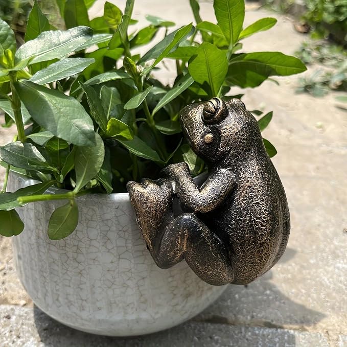 Frog Flower Pot Hugger Figurines, Frog Statue Decor for Garden Yard Fence Balcony Home Plant Décor Gifts