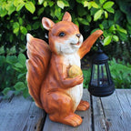 Garden Statue Outdoor, Solar Squirrel Decor Lights, Resin Figurine Squirrel with Solar Light for Patio, Balcony, Yard, Lawn Ornament, Perfect Garden Gift