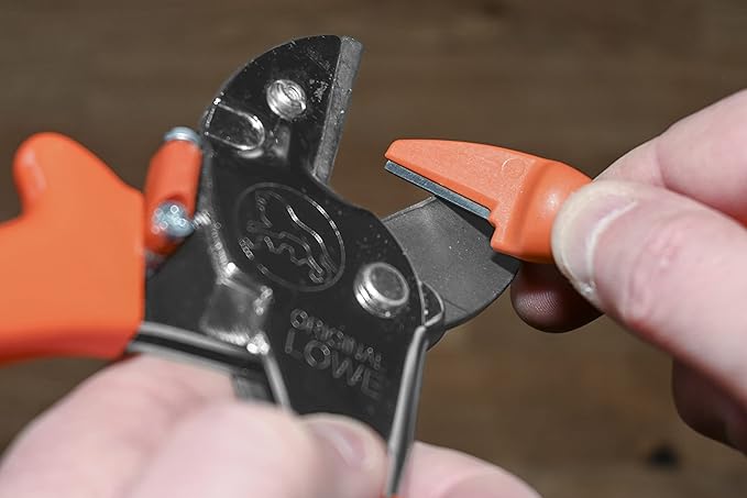 Original LÖWE Blade Sharpener - 0022 | Sharpener for garden and industrial shears with polyamide handle for blade sharpening | Made in Germany, Orange