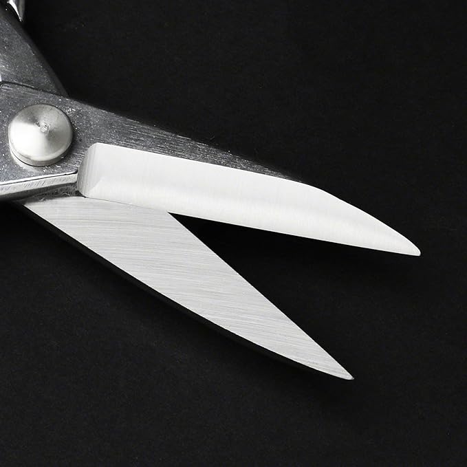 Wazakura Stainless Steel Series Traditional Bonsai Scissors, Made in Japan 7 in (180 mm), Hasami Pruning Shears, Professional Garden Tools (Traditional Stainless Steel)