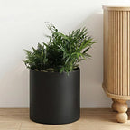 Metal Plant Pot with Drainage Hole,Mid Century Modern 7 inch Round Pot Indoor Outdoor Planters Gift for Decorative Pots of Tabletop Living Room Bedroom Black