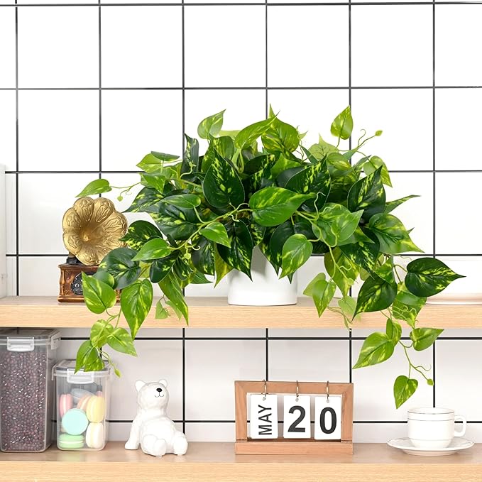 Waipfaru Fake Plants Artificial Plants Indoor, Realistic Artificial Hanging Fake Pothos with Plastic Pots, Faux Pothos for Home Shelf Bathroom Kitchen Office Indoor Outdoor Decor