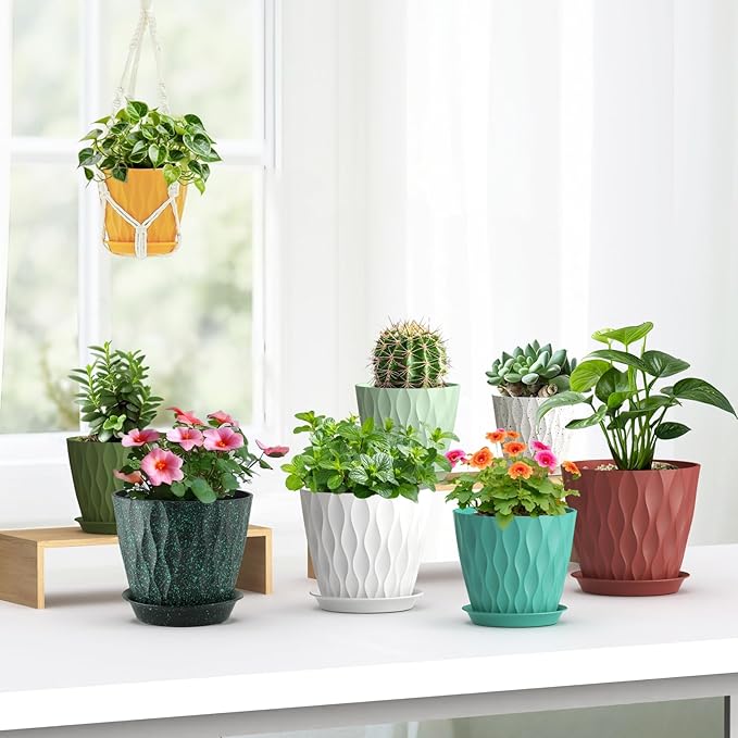 Meowell 7/6.5/6/5.5/5/4.5/4 inch Plant Pots for Indoor Outdoor Plants, 7 Pack Thick Flower Pots with Drainage Holes and Saucers, Wave Texture Plastic Planters Nursery Pots, Black with Green Speckles