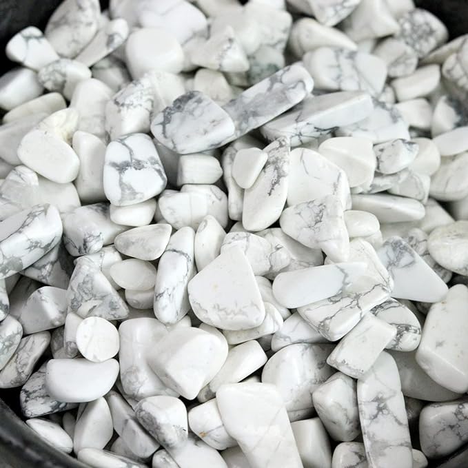 1lb Howlite Aquarium Gravel Rocks Natural Tumbled Healing Crystal Chips Bulk Gemstones Crushed Stones for Fountain Vase Filler Planters Decorative Fish Tank Potted Reiki Energy Balancing