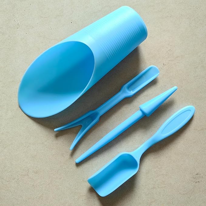 PENCK Soil Scoop for Indoor Plants - Plastic Mini Garden Plant Care Shovel Hand Tools Transplanting Succulent Cultivation Digging Scoops Kits, Blue