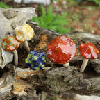 Danmu Garden Decor, 4pcs (Random Color) Ceramic Mushroom for Garden, Yard, Fairy Garden - Lawn Ornament Décor, Pottery Ornament 4.52" in Height