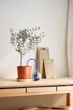 Beautiful Self-Watering Wick System for Effortless Plant Care, Automatic Drip Irrigation, Sustainable & Stylish Scandinavian Design, Ideal for House Plants (M, Klein Blue)