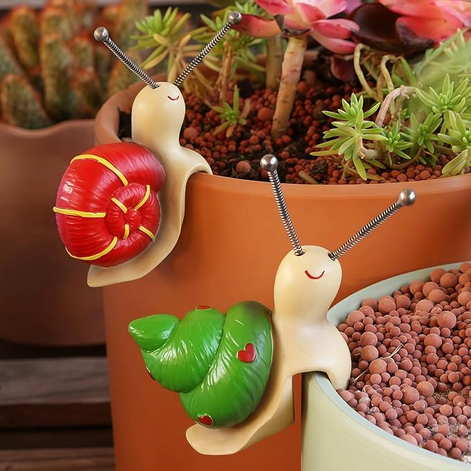 2-piece Set Snail Pot Huggers for Planters, Climbing Animal Flower Pot Hugger, Hanging Plant Decorations for Pots, Cute Plant Pot Decorations for Home Garden Patio Fence Lawn Yard (Snail)