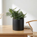 Metal Plant Pot with Drainage Hole,Mid Century Modern 7 inch Round Pot Indoor Outdoor Planters Gift for Decorative Pots of Tabletop Living Room Bedroom Black