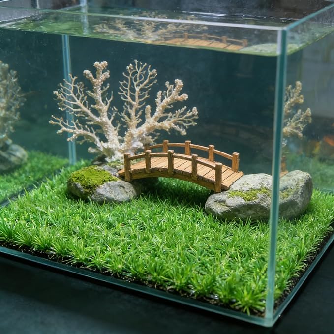 Aquarium Decor Artificial Plastic Lawn Grass,4PCS 9 inches Fish Tank Decorations, Easy Install Green Plants for Aquariums and Hermit Crab Climbing Habitats with 16 Suction Cups