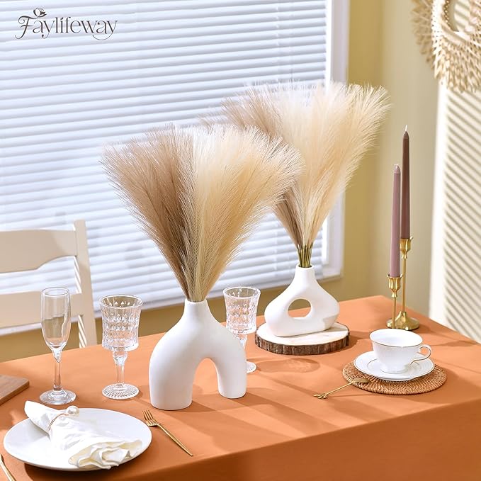 50pcs Pampas Grass 17in, Faux Pompas Grass Home Decor, Artificial Pampas Fake Flowers Fluffy Vase Filler Home Wedding Party Decoration (Sand Beige Light Brown)