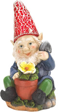 Gardening Gnome Solar Statue 3.75x3.5x7.25