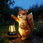 Garden Statue Outdoor, Solar Squirrel Decor Lights, Resin Figurine Squirrel with Solar Light for Patio, Balcony, Yard, Lawn Ornament, Perfect Garden Gift
