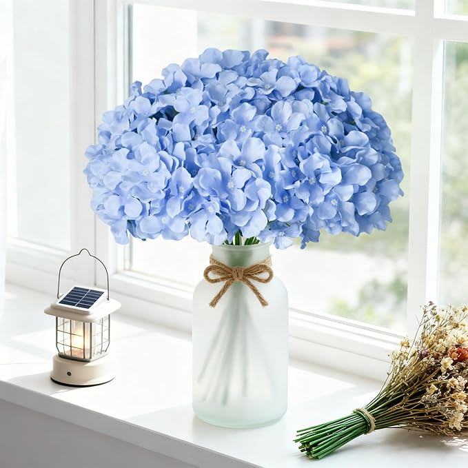 65Pcs Blue Hydrangea Artificial Flowers Bulk，Realistic Silk Fake Flowers with Stems，Faux Hydrangea Flowers for Wedding Home Decor Centerpieces Living Room Garden Party Baby Shower Decoration