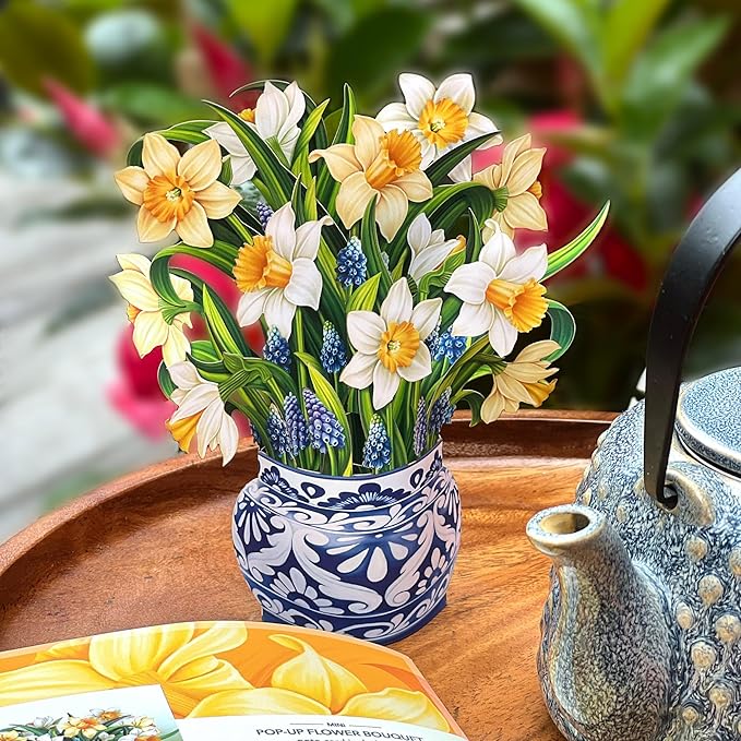 Freshcut Paper Pop Up Cards, Mini English Daffodils, 6 Inch Mini Sized Forever Flower Bouquet 3D Popup Greeting Cards, Birthday Cards, Get Well Gifts, Blank Notecard & Envelope