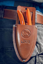 Original LÖWE Leather Premium Holster 9809 - Brown Belt Pouch for Pruning Shears with Belt Clip for Storage on Belt or Pocket - Made in Germany - 100% Genuine Leather
