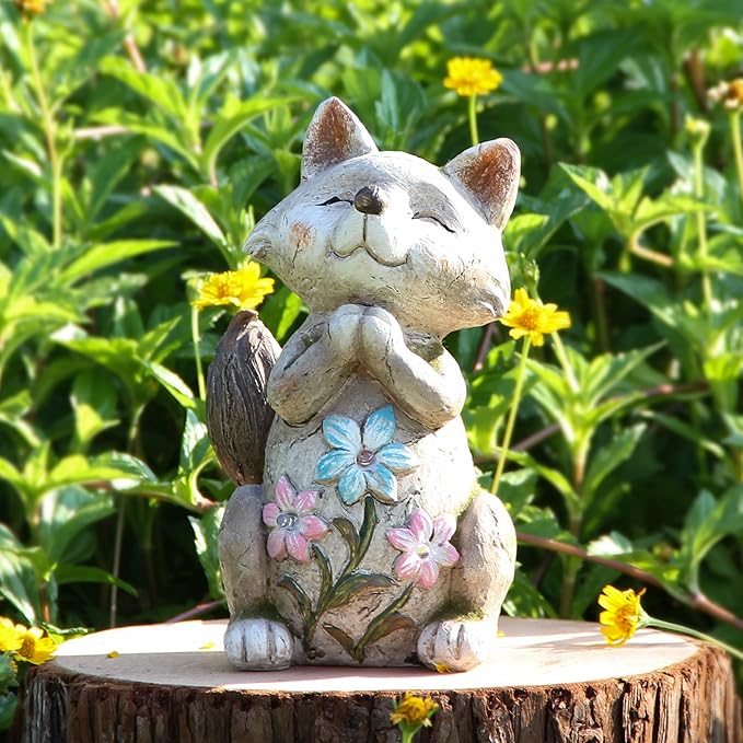 Smadeer Fox Statue for Garden Decor, Garden Statue with Solar Power Light for Outdoor Patio Porch Lawn Yard Backyard Oudside Indoor Shelf Decoration,Praying Fox Sculptures & Statues Woman