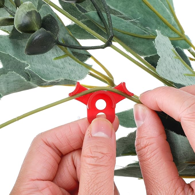 Ouligay 40pcs Plant Training Clips, Plastic Plant Clip, Lst Clips for Low Stress Training Plant Stem Support, 90 Degree Angle Plant Clips(Circle Style,Red and Green)
