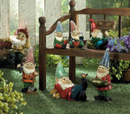 Gardening Gnome Solar Statue 3.75x3.5x7.25