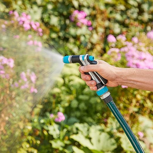 Gilmour 825202-1001 Heavy Duty Rear Control Pre-set Watering Nozzle with Swivel Connect