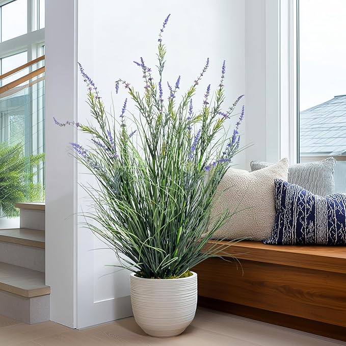 Lifelike Artificial Tall Grass Plant Indoor Outdoor Realistic Floor Plants Fake Lavender Faux Grass Plastic plantas Synthetic Pampas Grass for Home Office Wedding Patio Decor Housewarming Gift