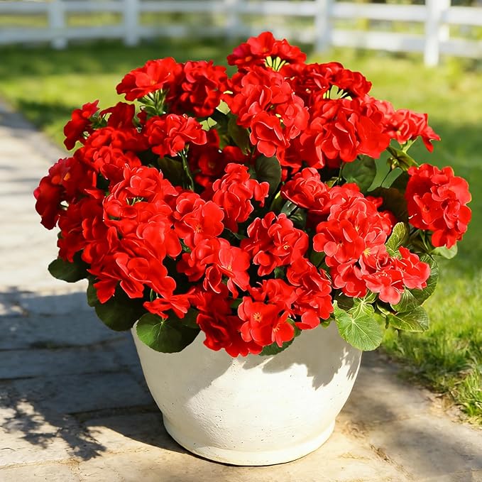 Fake Outdoor Flowers, Artificial Flowers For Outdoors, Red Artificial Geraniums Plastic Flowers, Fake Plant For Outside, Silk Faux Flowers For Outdoor Planters UV Resistant For Front Porch（4 Pcs)