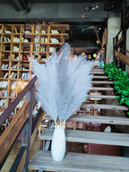 Premium Faux Grey Pampas Grass – 43.3" Tall Fluffy Neutral Decor, 8pcs 18-Branch One-Piece Stems No Assembly, Luxury Silk-Feel Feather Flowers for Modern Minimalist Scandinavian Decor,8 Stems110cm