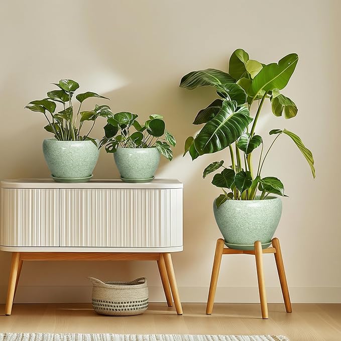 Ceramic Planter - 8 Inch Plant Pot with Drainage Hole and Saucer, Indoor Planters for Indoor Outdoor Plants, Decorative Flower Pots, Office Decor, Plant Lover Gifts, Crackle Light Green