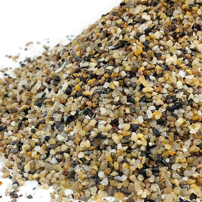 FANTIAN 5 lbs Fish Tank Sand, 1/16 inch Mini Aquarium Gravel, Decorative Pea Gravel Stones for Air Plants, Vase Fillers, Landscaping and Succulent Soil Cover