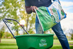 Scotts Turf Builder Grass Seed Sun and Shade Mix - Grass Seed Plus Lawn Fertilizer and Soil Improver, Covers Up To 6,400 sq. ft., 16 lb.