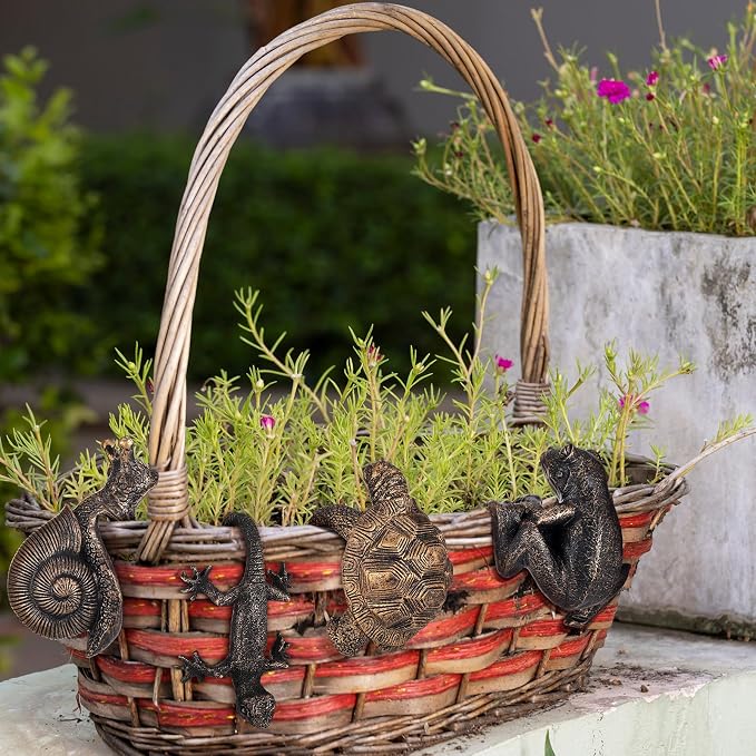 Weysat 4 Pcs Vintage Resin Frog Tortoise Snail Gecko Planter Pot Hugger Figurine Flower Pot Animal Climbing Statue Vase Miniature Fairy Garden Terrarium Decor Patio Lawn Yard Outdoor Fence Hanger