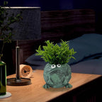 Frog Pen Holder for Desk, Cute Resin Flower Pot & Pencil Cup, Holds 10 Pens, Vintage Stacked Frog Figurine with Removable Grass, Desk Organizer for Office Home Decor, Unique Gift